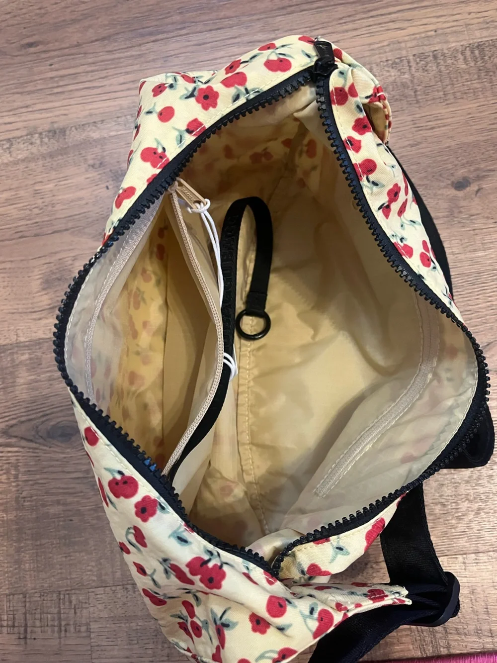 BAGGU UO Cherry Land Medium Crescent Bag BNWT